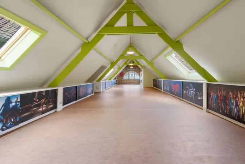 Loftwoning te huur in historische borstelfabriek nabij Steenkaai