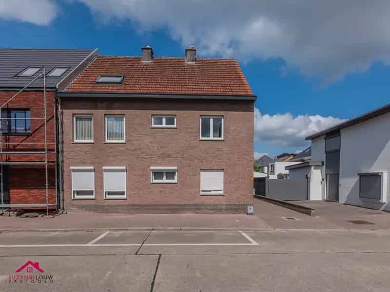 Ruim Duplexappartement 3 slaapkamers te Bree
