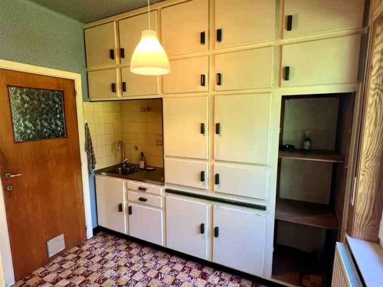 Huis te huur met atelier en uitbreidingsmogelijkheden