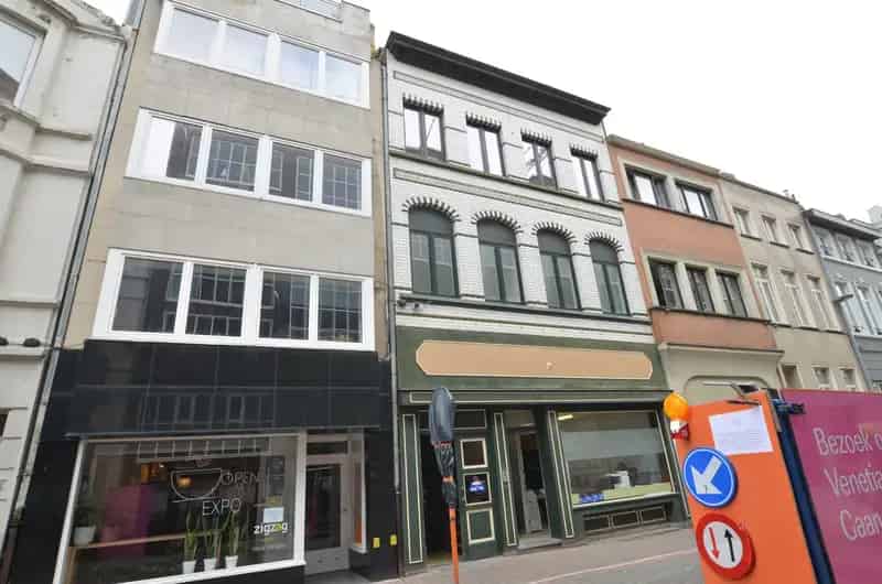 Appartement 2de Verdiep te Huur