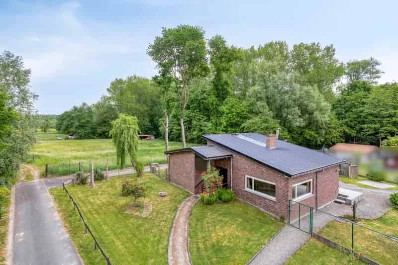 Bungalow Villa 4 slaapkamers tuin garage 52m2
