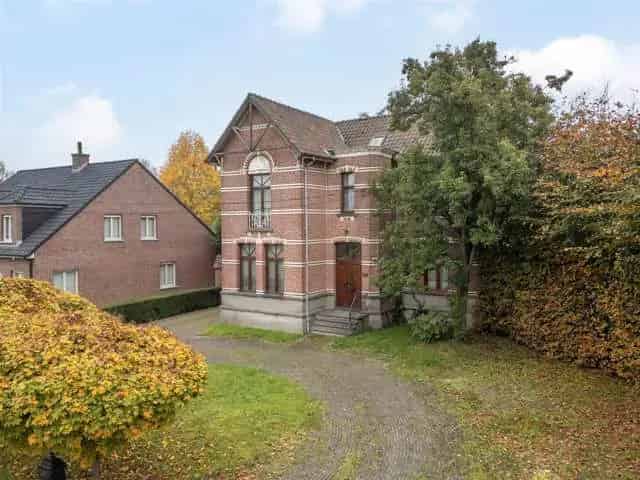Huis te koop Zwijndrecht: statig pand wonen en werken