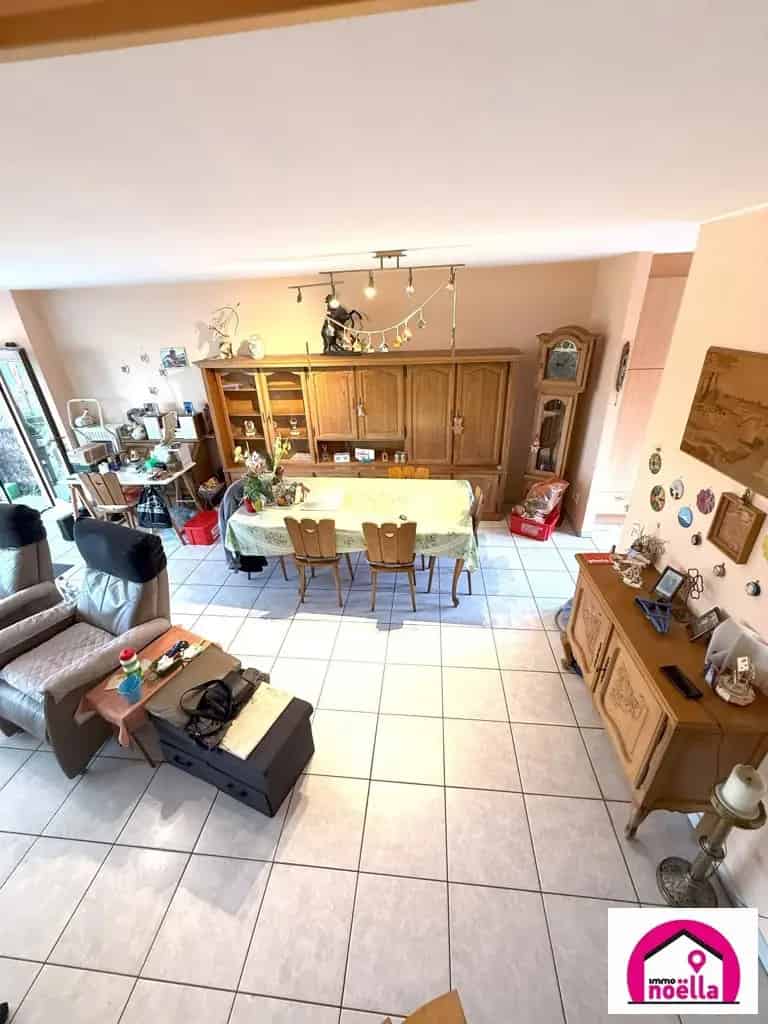 Gezinswoning te koop: Rustig gelegen met tuin