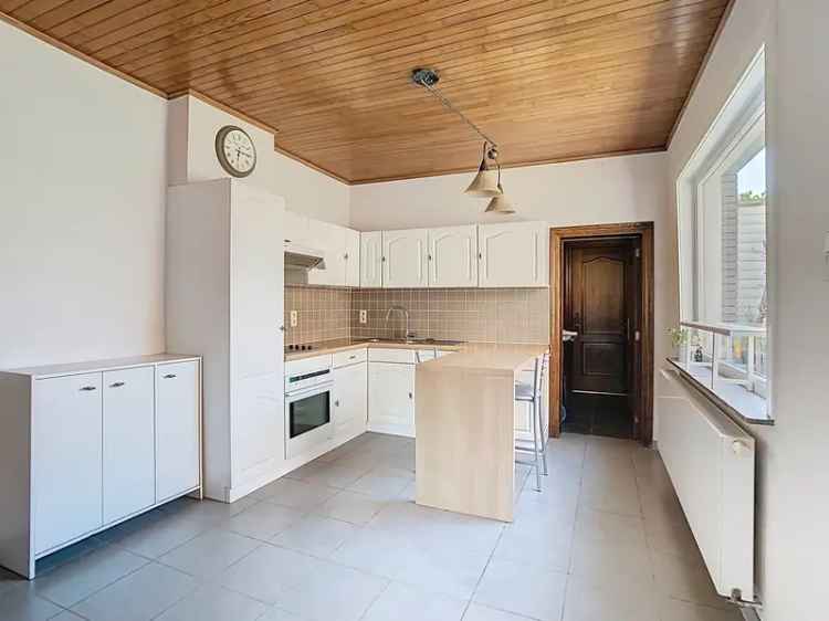Huis te koop: Instapklare woning met 2 slaapkamers te Gijzegem