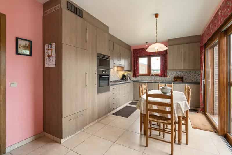Instapklare Open Bebouwing Wetteren 252m²