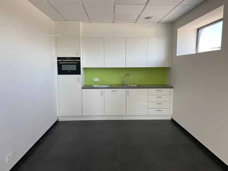 Nieuwbouw Kantoorruimte te Huur Evergem Nabij R4