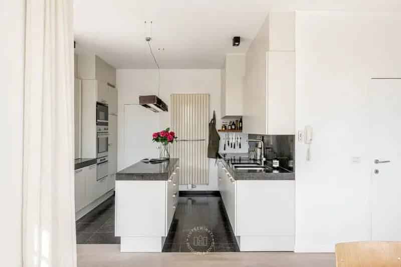 Lichtrijke Villa met Zwembad te Maldegem