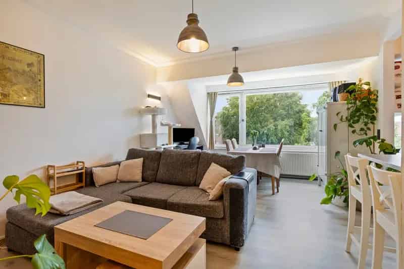 Duplexappartement Hove 2 slaapkamers Instapklaar