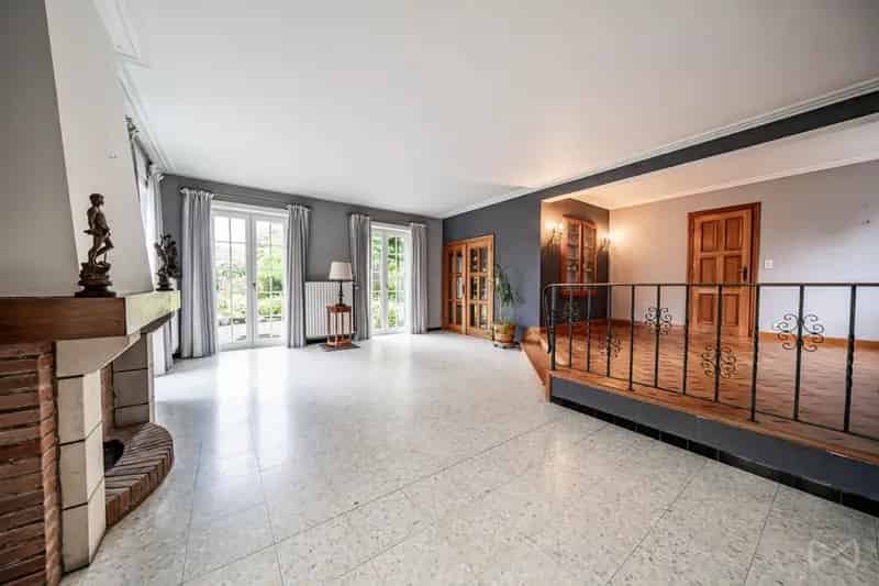 Huis met 5 slaapkamers te Rixensart