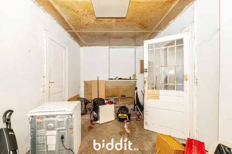 Te renoveren woning Veydtstraat