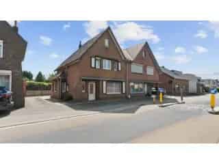 Huis te koop Boorsem Maasmechelen - Gezinswoning met tuin en garage