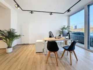 Kantoor te Huur Saint-Servas - Lichtrijk en Functioneel