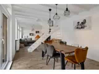 Huis te koop Merksem 6 slaapkamers grote tuin gerenoveerd
