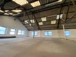 Magazijn te Koop Péruwelz 655m²