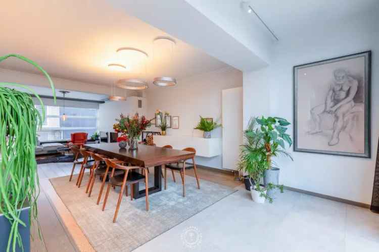 Triplex Appartement te Koop 230m² met Lift 4 slaapkamers