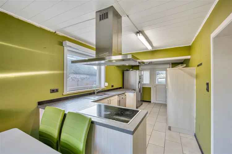 Bungalow te koop Denderwindeke 2 slaapkamers te renoveren