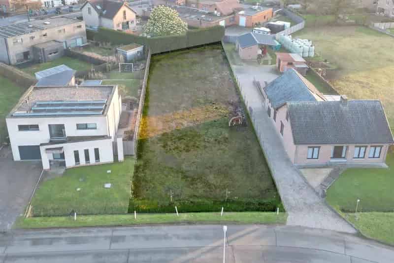 Grond te huur te Stokrooie: 10a 3ca perceel voor open bebouwing