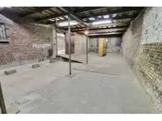 Te Huur: 2 Entrepots 125m² + Atelier 150m² Châtelet