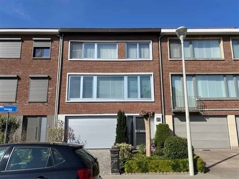 Charmante 3-slaapkamer woning met tuin in Boom