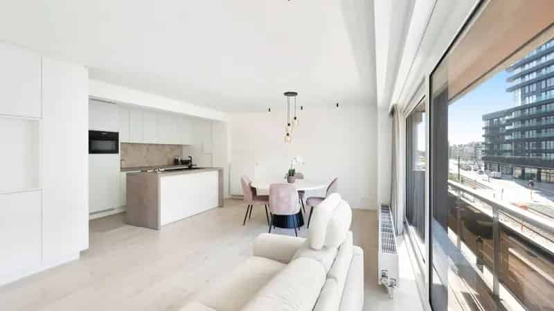 Appartement te Koop Heist 2 Slaapkamers Nabij Strand