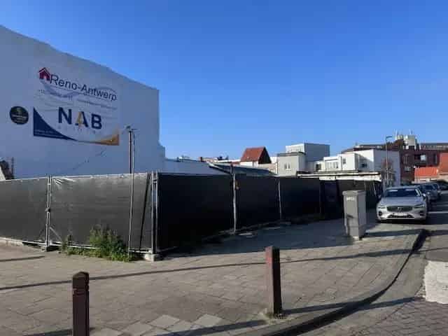 Bouwgrond te Deurne 252m² met Vergunning voor Ruime Woning