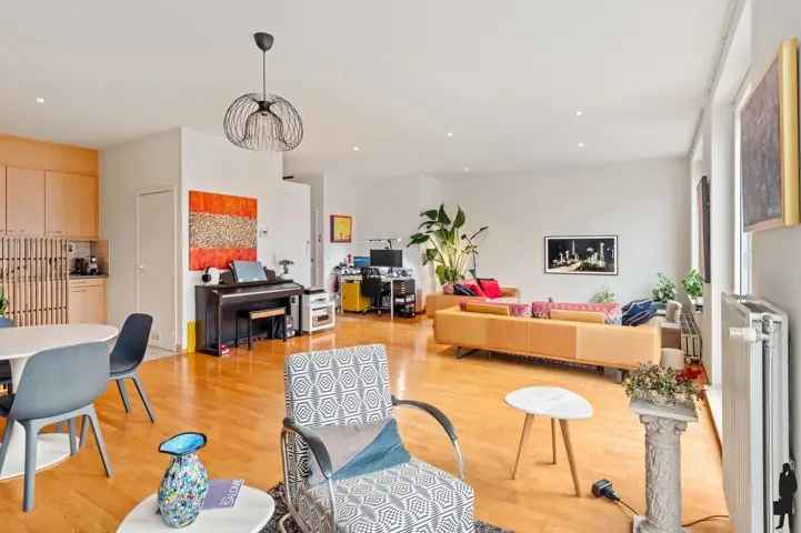 Te koop appartement in Antwerpen met prachtig waterzicht