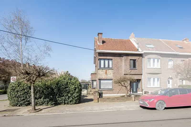 Huis te koop Ruisbroek: Instapklare gezinswoning met 3 slaapkamers