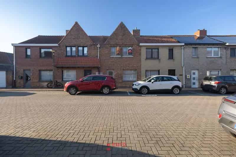 Rijwoning te renoveren Nieuwpoort 3 slaapkamers