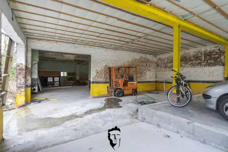 LOODS IN HARELBEKE Volledige Aanbod