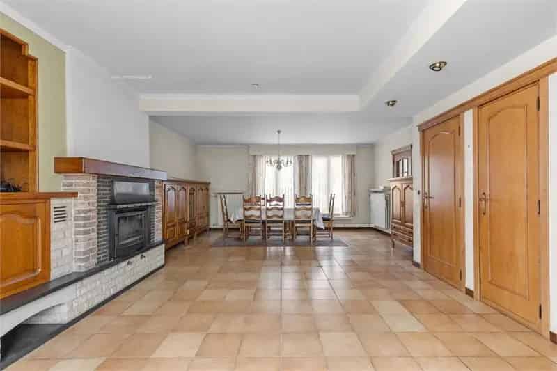 Huis te Koop Oostkamp 4 slaapkamers 190m²