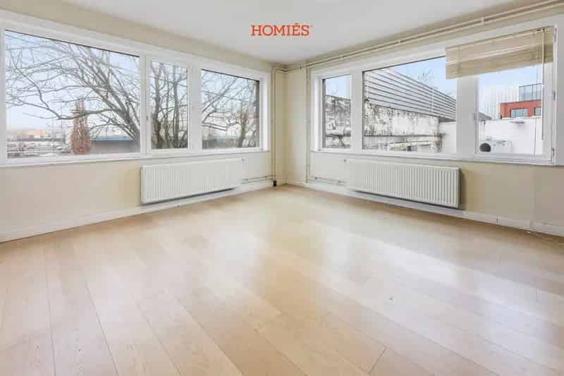 Handelspand te Huur Leuven - Kinepraktijk 150m²