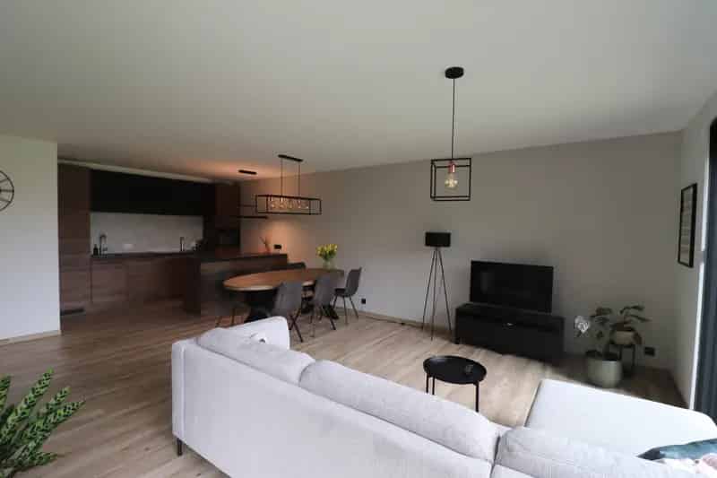 Te Koop: Energiezuinig 2-slaapkamerappartement met Terras en Parking