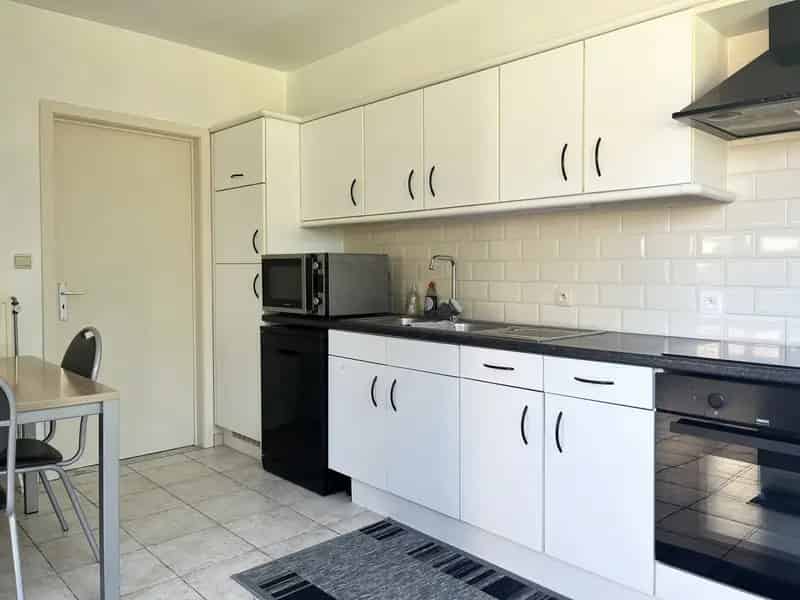 Huis te Koop Deinze: 3 Slaapkamers, Garage, Tuin