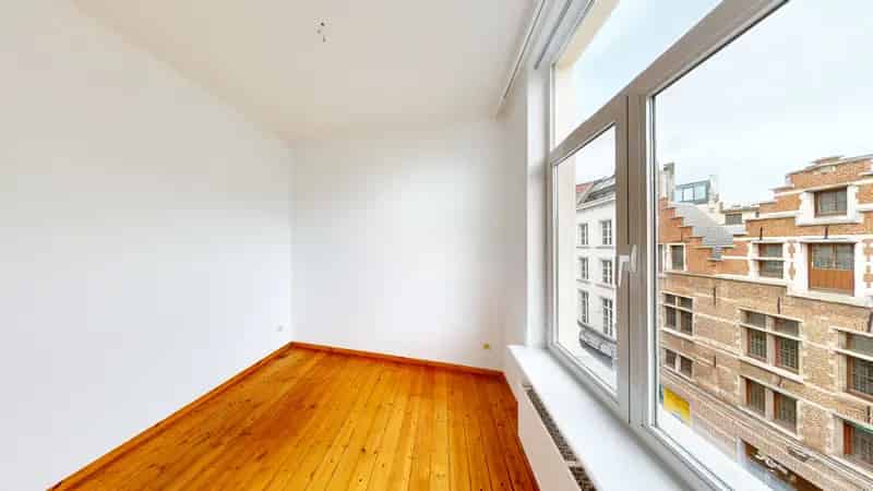 Antwerpen Centrum: Luxueus 1 Slaapkamer Appartement 135m²