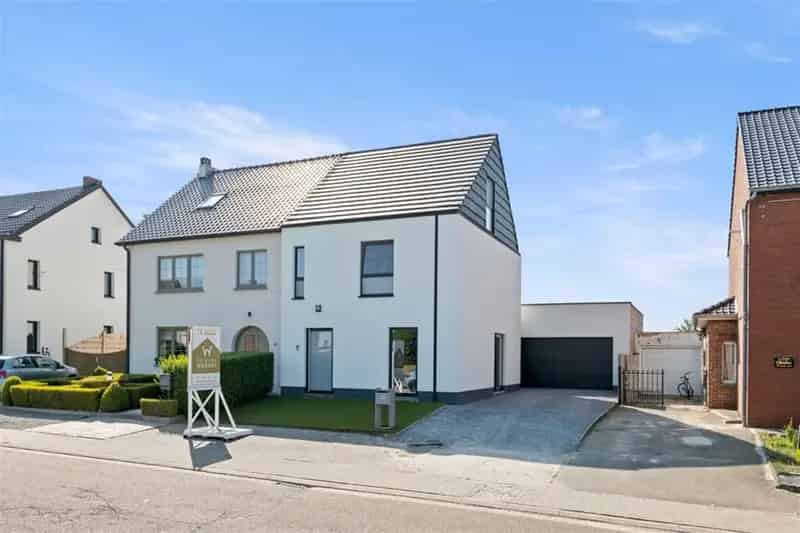 Gerenoveerde Woning Ruime Garage Sint-Truiden