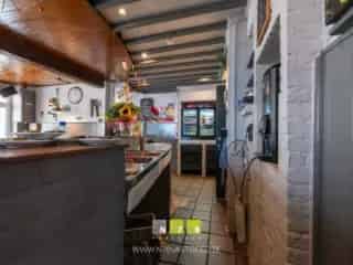 Handelspand met Appartement te Lanaken