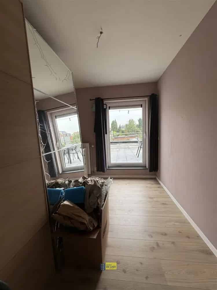 Appartement te huur Ekeren - 2 slaapkamers - 70m² - Terras - Autostaanplaats