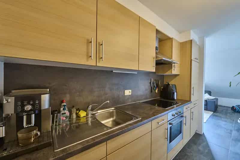 Appartement te koop Genk: 1 slaapkamer, terras, carport