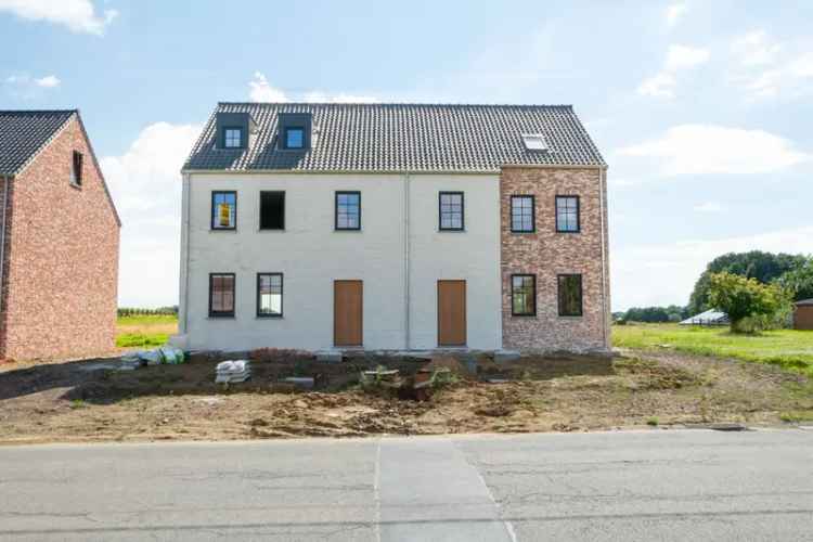 NIEUWBOUW VILLA IN AFWERKINGSFASE