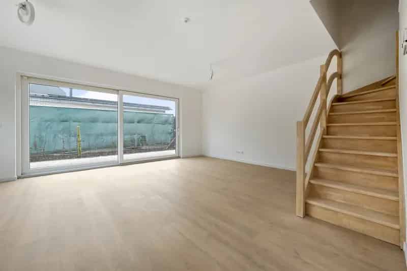 Huis te koop: 4 slaapkamers, garage, Lebbeke