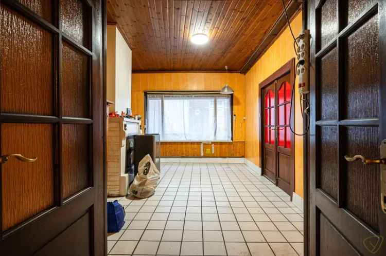 Ruime Te Renoveren Stadswoning Eeklo