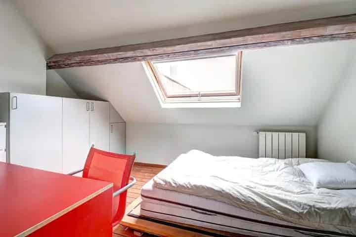 Penthouse te Huur Etterbeek 60m2 Gemeubileerd
