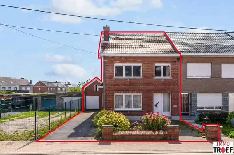 Te renoveren gezinswoning Lebbeke