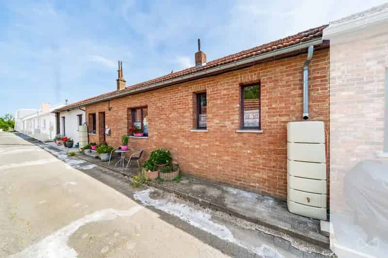 Huis te huur 6 slaapkamers grote tuin