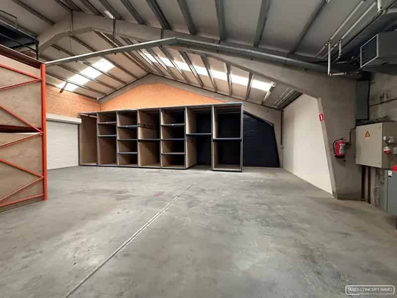 Industriële ruimte te huur Otegem 186m²