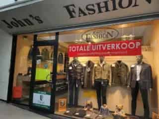 Handelspand te Huur Genk - Instapklare Winkelruimte in Drukke Galerij
