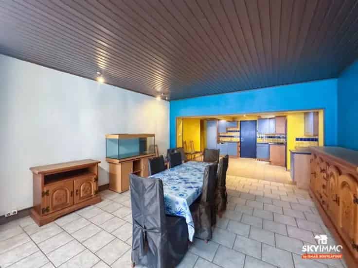 Huis Te Koop 5 Slaapkamers Tuin Terras 200m2