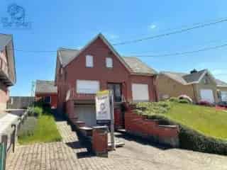 Huis te koop te renoveren 3 slaapkamers garage tuin