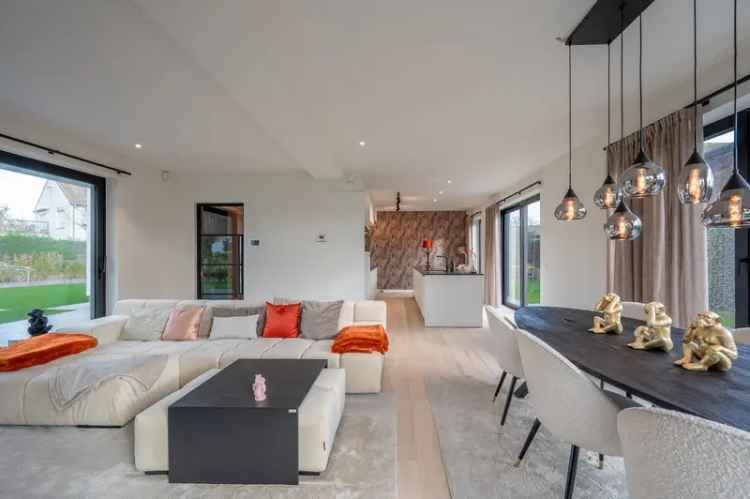 Koop moderne villa in Knokke met rustige omgeving