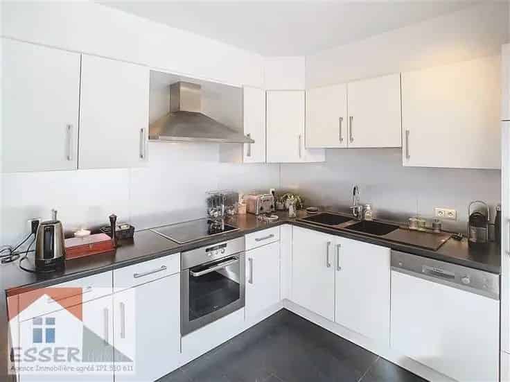 Appartement te koop Uccle 120m2 terras 2 slaapkamers parkeerplaats